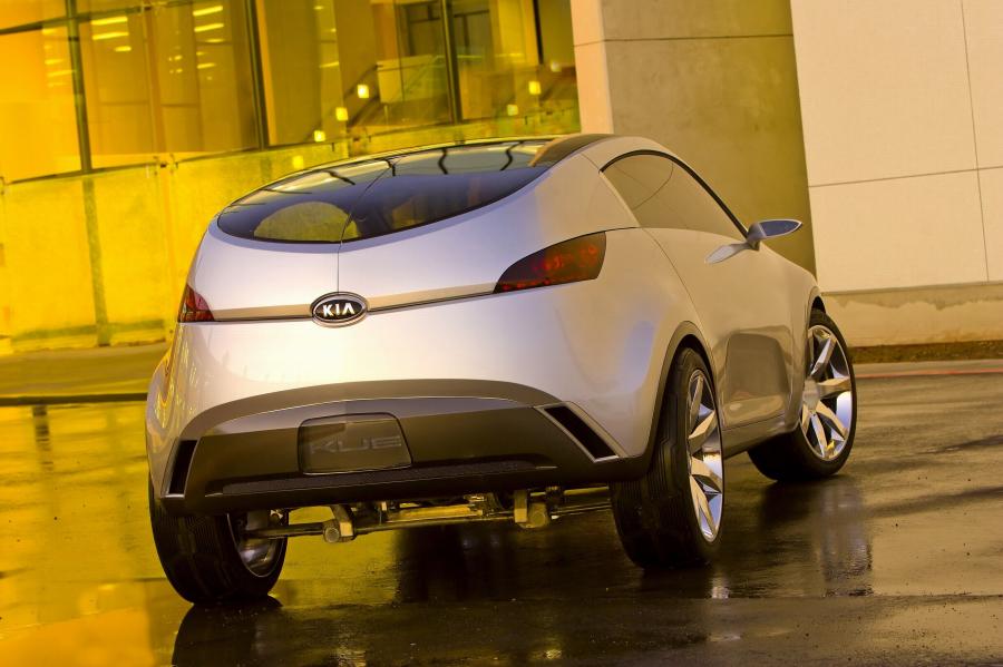  Kia Kue Concept 2007 года  (фото 43 из 55)